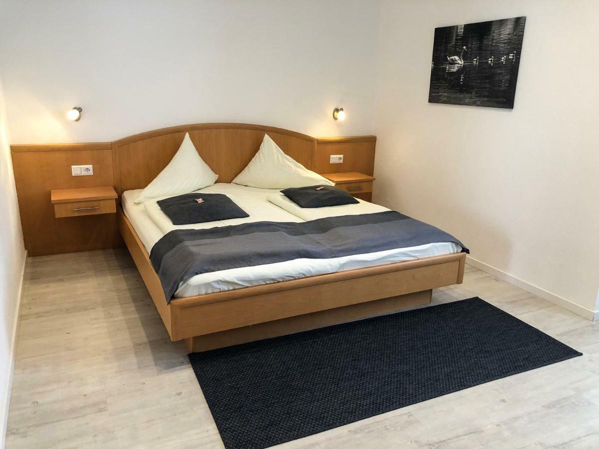 Hotel Gretl Krumpendorf ภายนอก รูปภาพ